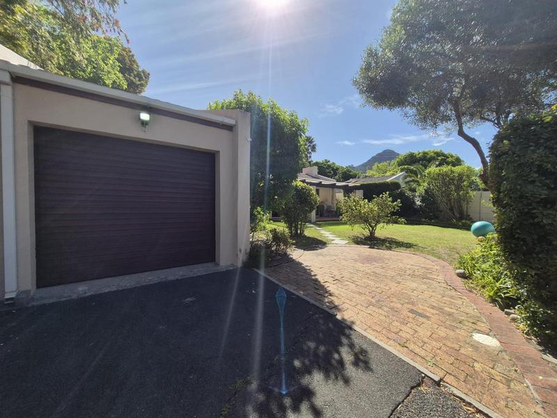To Let 3 Bedroom Property for Rent in Hout Bay Western Cape